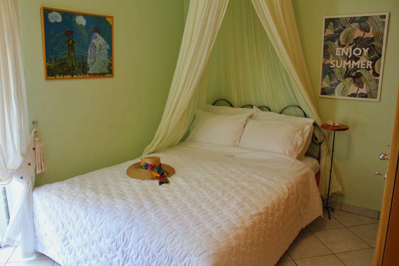 Fokais Beach Apartment Néa Fókaia Екстериор снимка